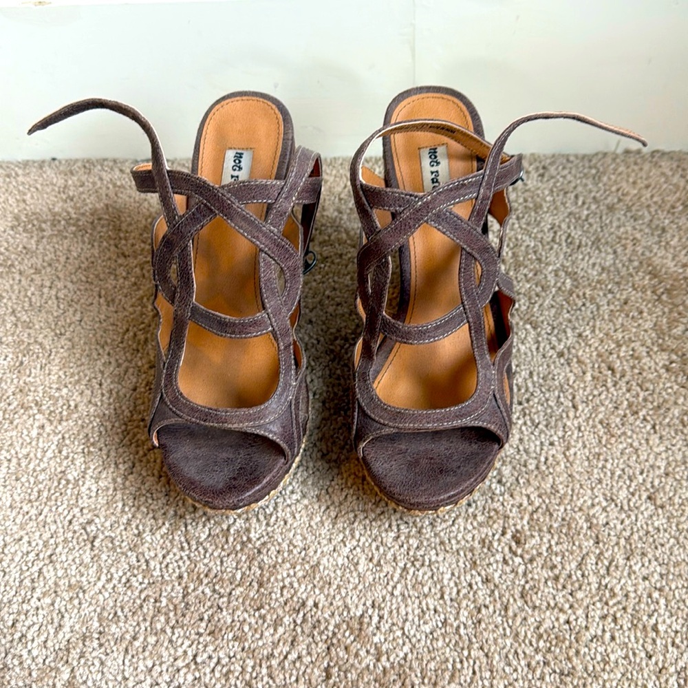Not Rated Brown Wedges Like new!